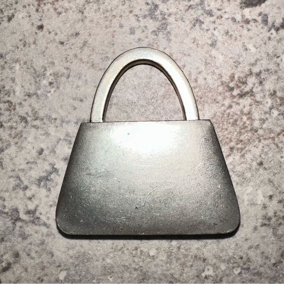 Infiniti keychain - Picture 2 of 3